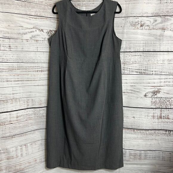 Liz Lange for Target Dresses & Skirts - ‎Liz lange maternity for target Dress Womens Sheath midi gray Career preppy NWT